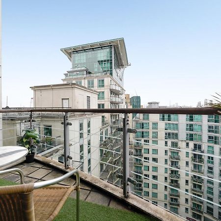 St George River Apartment London Ngoại thất bức ảnh